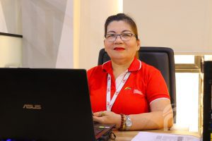 nelia Adol